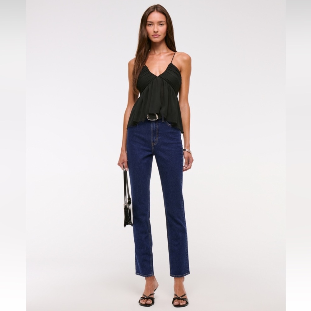 Abercrombie & Fitch Ultra High Rise Ankle Straight Jeans